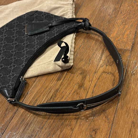 GUCCI: SMALL HORSEBIT SHOULDER BAG IN BLACK DENIM - Picture 6 of 10